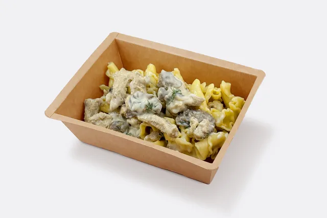 Фрикасе из курицы с пастой