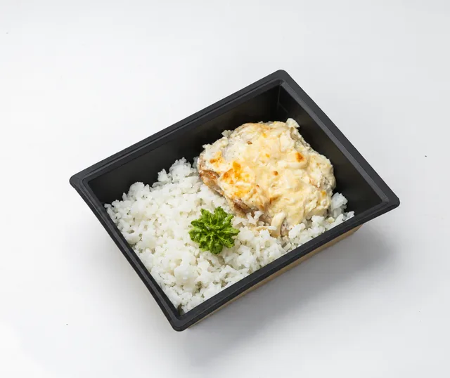 Отбивная из свинины с рисом